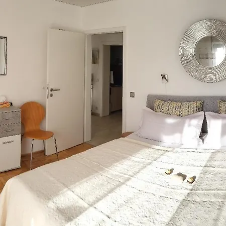 Lilie Apartment *